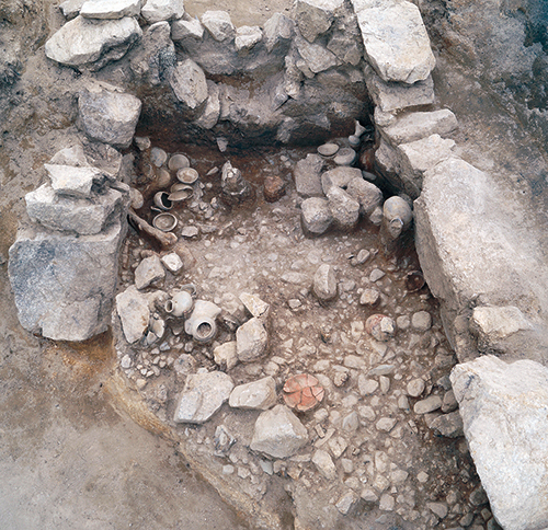 ツノ谷古墳　石室内の副葬品