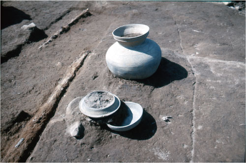 松山市土壇原V遺跡9号方墳に副葬された初期須恵器