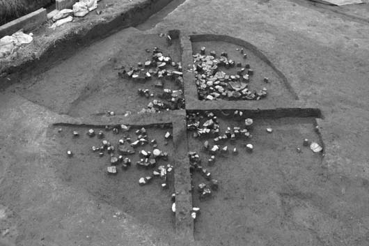 竪穴住居から出土した縄文土器〜北井門遺跡2次調査